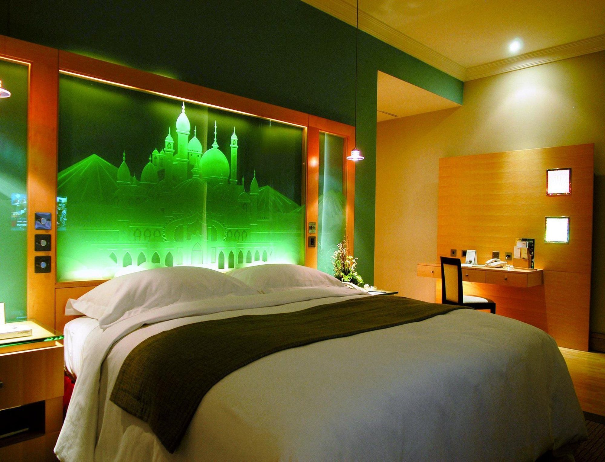 Hotel Le Royal Tower Kuwait City Zimmer foto