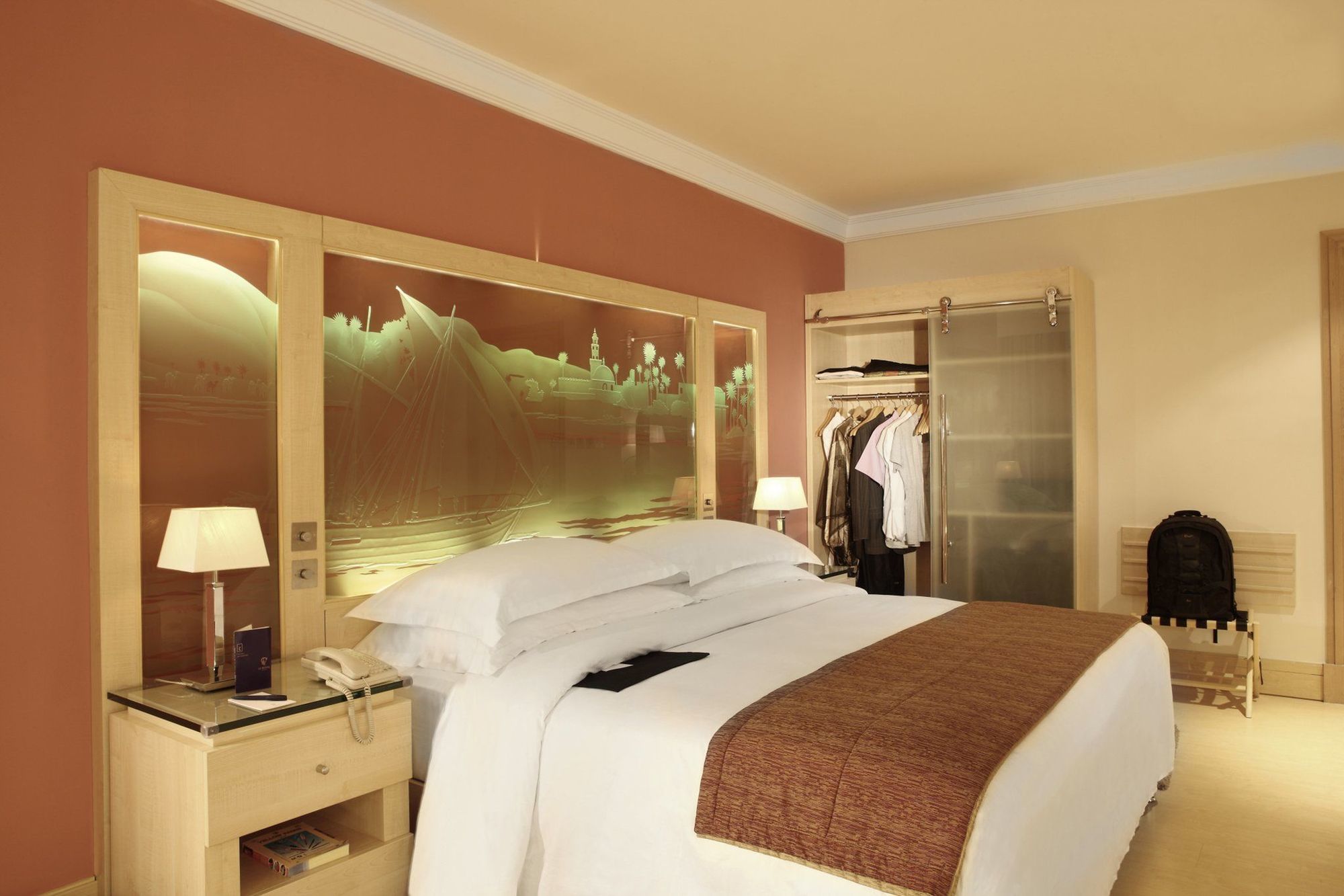 Hotel Le Royal Tower Kuwait City Zimmer foto