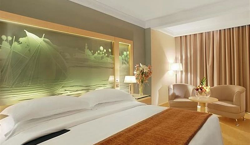 Hotel Le Royal Tower Kuwait City Zimmer foto