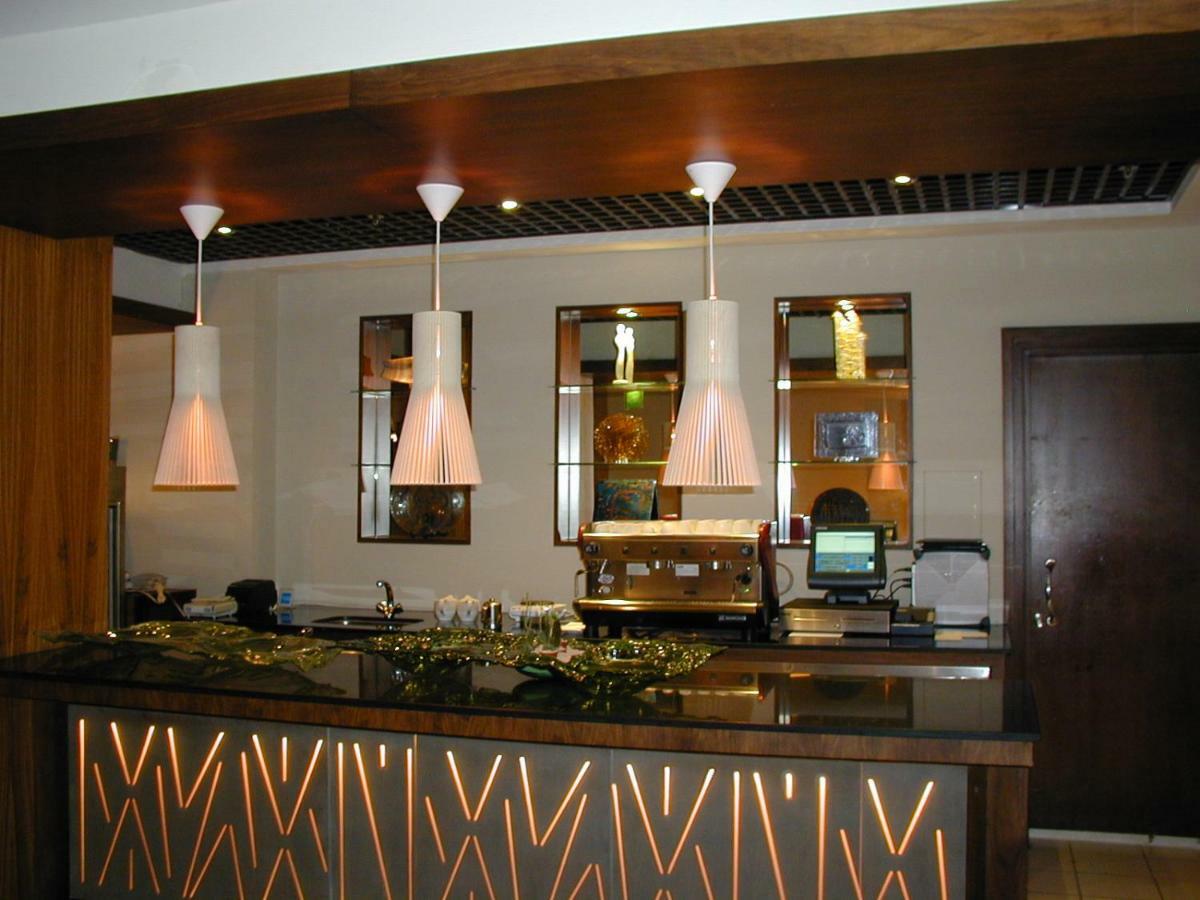Hotel Le Royal Tower Kuwait City Exterior foto